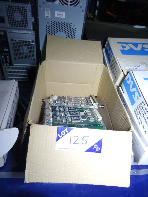 Qty various network cards inc: Intel IG dual, Fort...