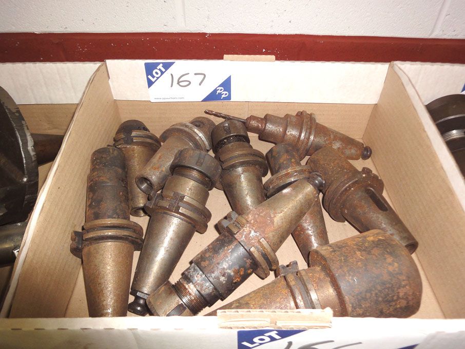 Qty various 40 int tool holders - Lot Located at:...