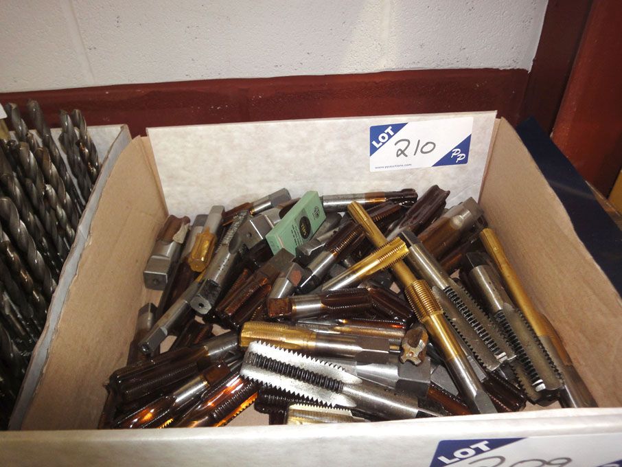 Qty various metric / imp taps to 15mm approx (unus...