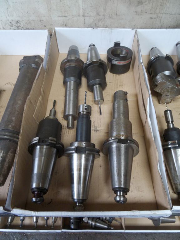 5x Cat 50 tool holders & ETM tool setter - lot lo...
