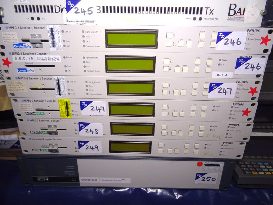 2x Philips MPEG-2 receiver / decoder, Sat 1 / 2 in...