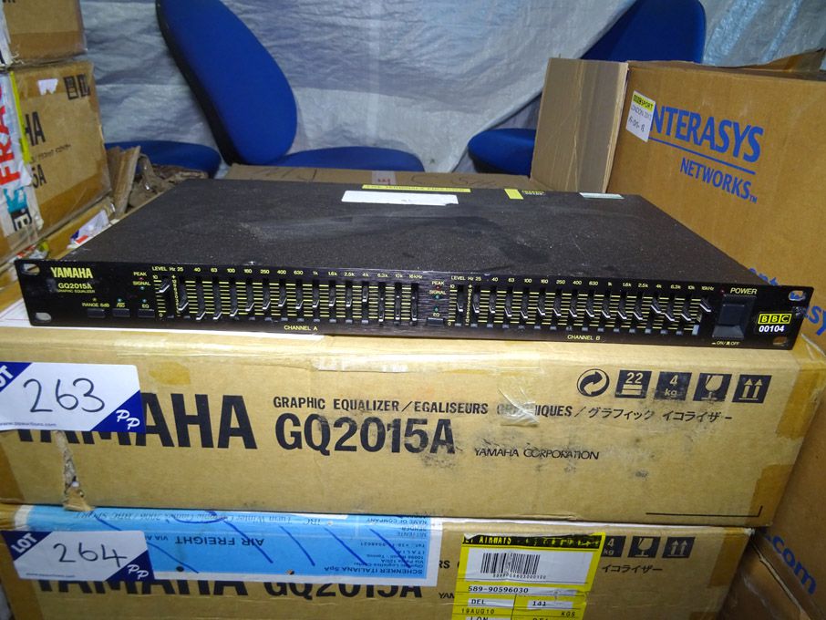 Yamaha GQ2015A dual channel graphic equaliser (box...