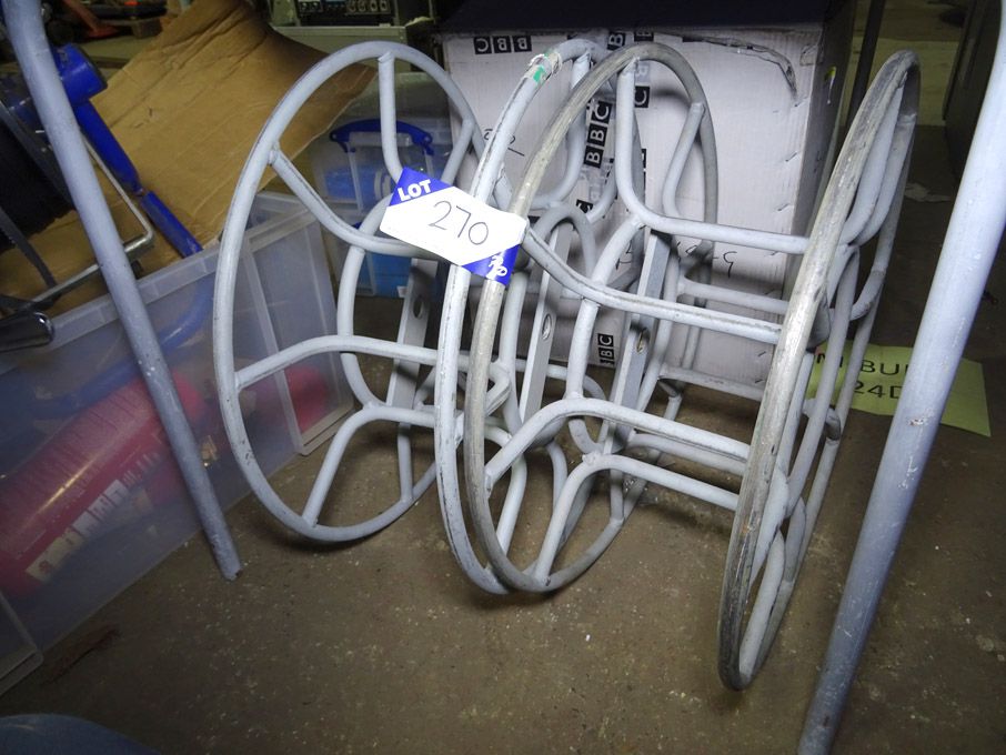 2x metal cable reels