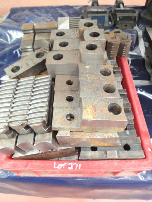 Qty various machine chuck jaws - Lot Located at: K...
