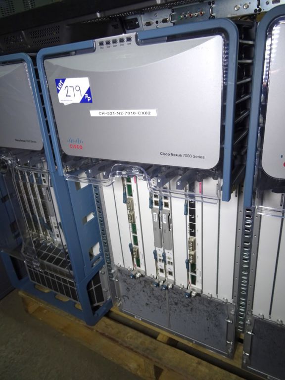 Cisco Nexus N7K-C7010 rack mountable switch
