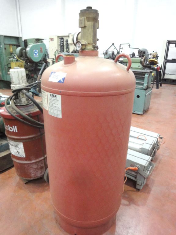 Kiddie HFC 227EA extinguisher - Lot Located at: Ki...