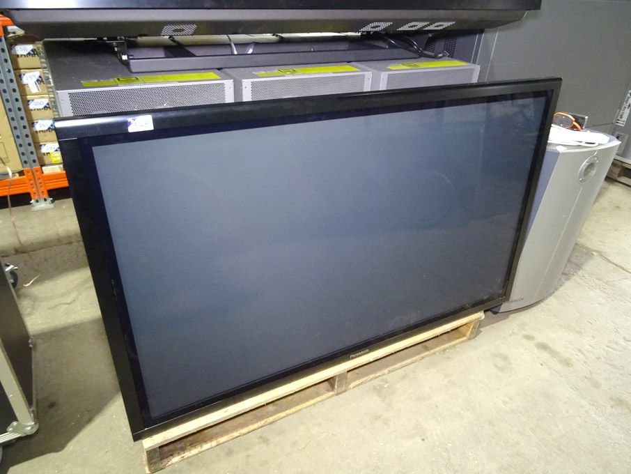 Panasonic TH-65VX100E monitor