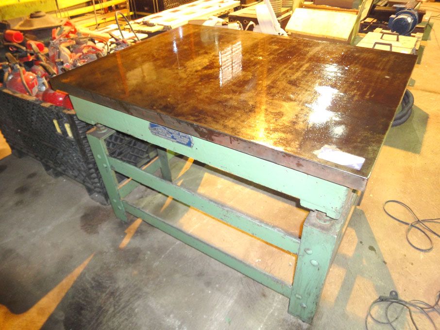 Crown & Windley grade D CI surface table, 1220x900...