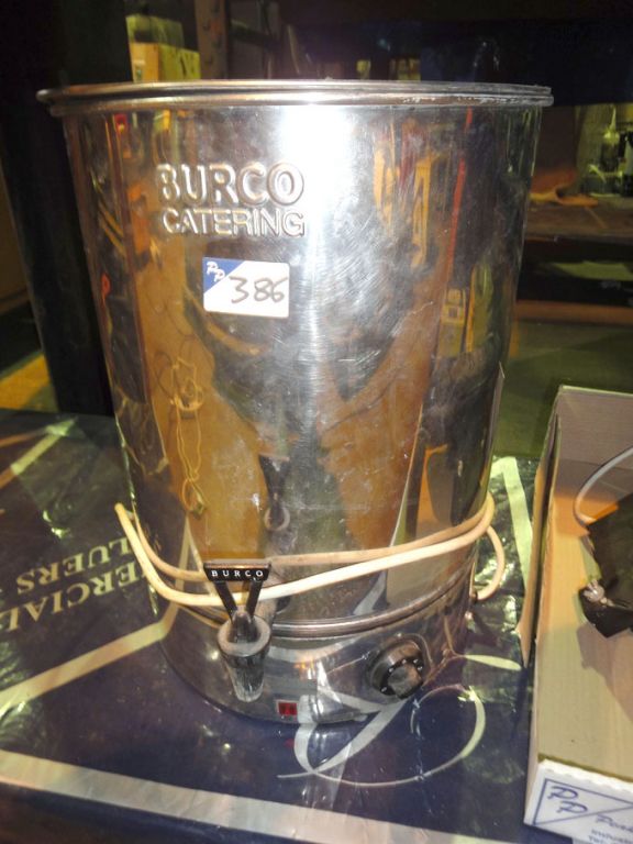 Berco hot water boiler, 240v - Lot Located at: Aun...