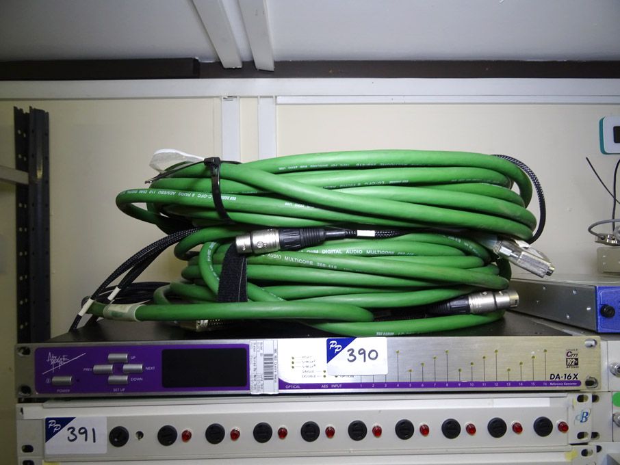 Apogee DA-16X 16 channel reference converter with...