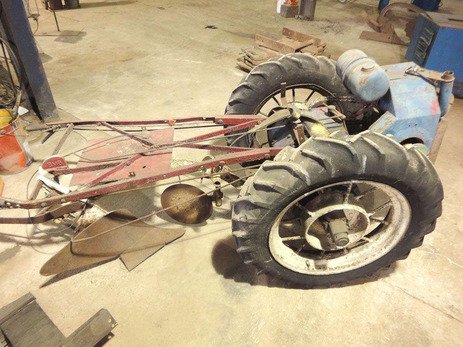 BMB single axle powered push along plough, 30" bla...