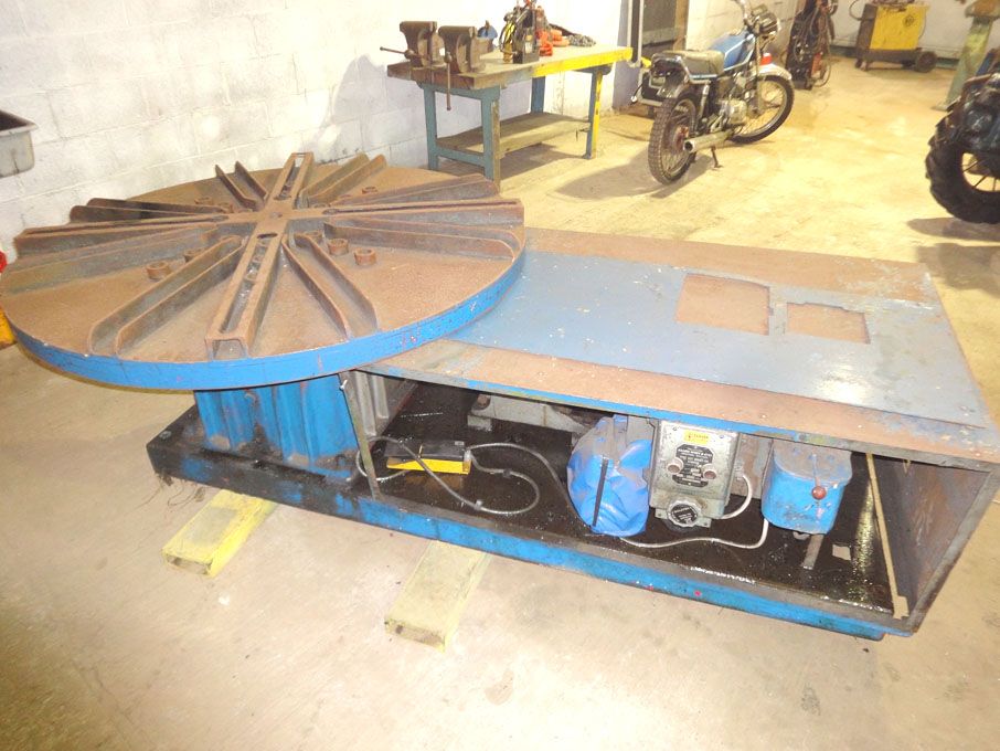 Allen & West 1370mm dia power coil winder, foot co...
