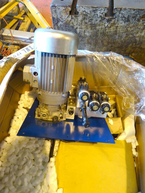Rexroth hydraulic pump unit, 1.5kW motor (boxed an...