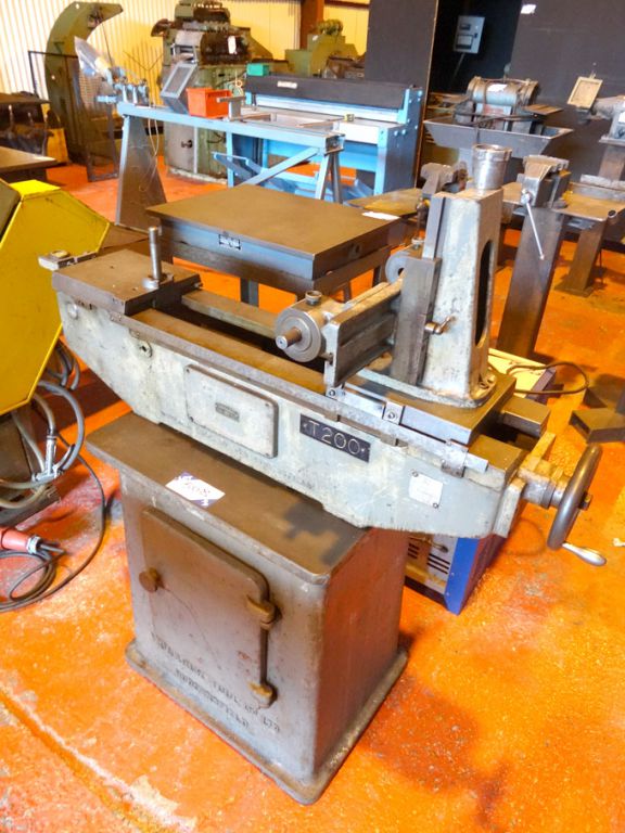 Monarch bench type gear tester - lot located at:...
