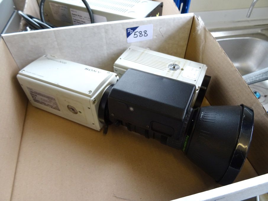 2x Sony DXC-9100P progressive 3CCD colour video ca...