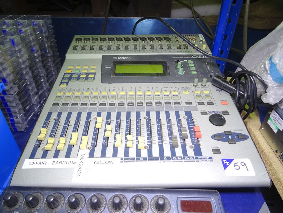 Yamaha 01V digital mixing console, 16 channel