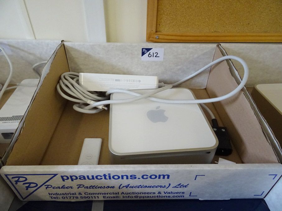 Apple Mac Mini A1176 with PSU, remote, DVA-USB con...