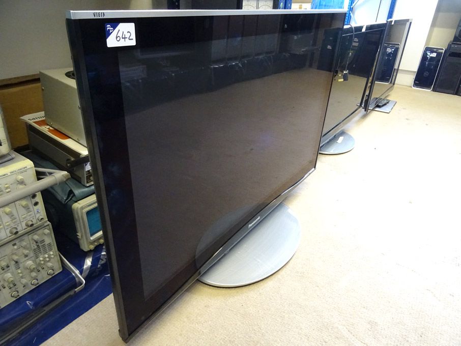 Panasonic TX-P42V10B LCD TV, 42"