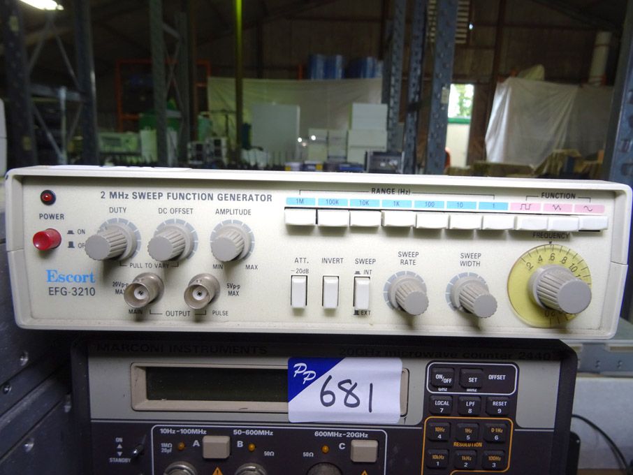 Escort EFG-3210 2MHz sweep function generator
