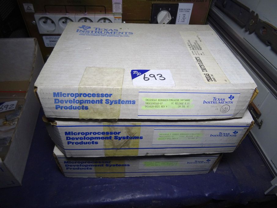 3x Texas Instruments TMS320C6X digital signal proc...