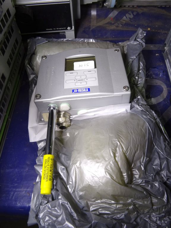 Vaisala inc: HMT331 humidity & temperature transmi...