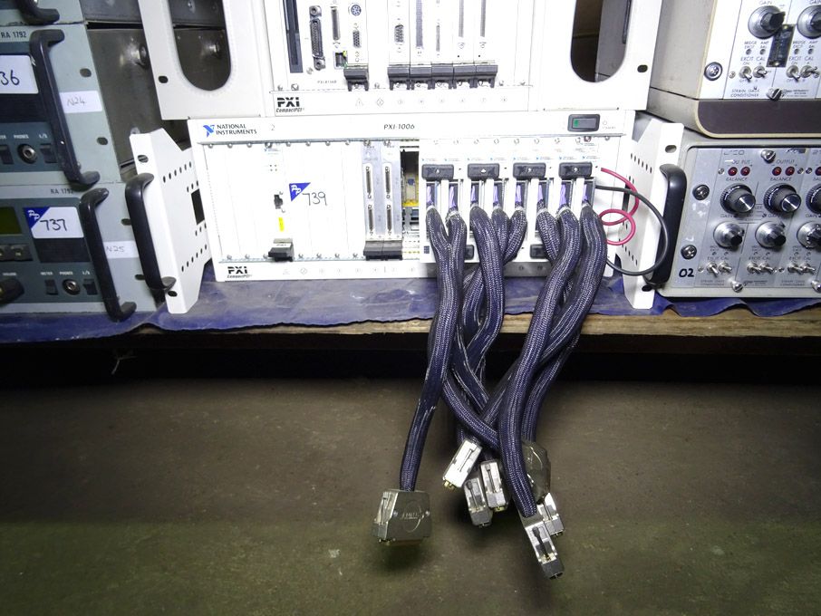 National Instruments Pxi-1006 frame inc: Pxi-8330,...