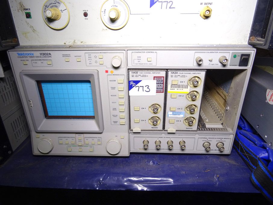 Tektronix 11302A counter timer oscilloscope (modul...