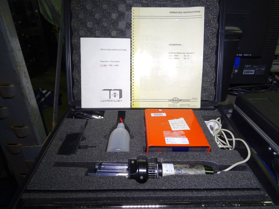 Ultrackust 4456-1 with Hydrofil transmitter in car...