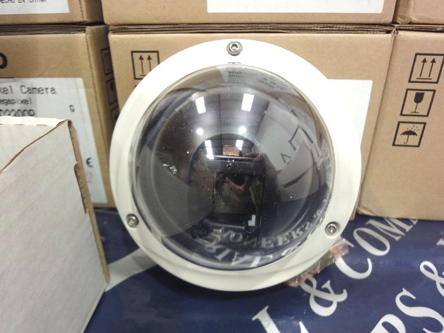 3x Sanyo VDC-HD3300P vandal resistant HD dome came...