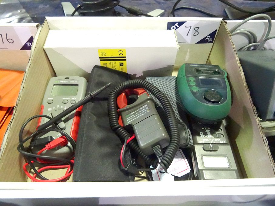 RS Iso-Tech ICM36 AC / DC current clamp meter & si...