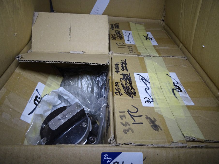 4x Macnaught ARP-1E M Series flow meters (boxed /...