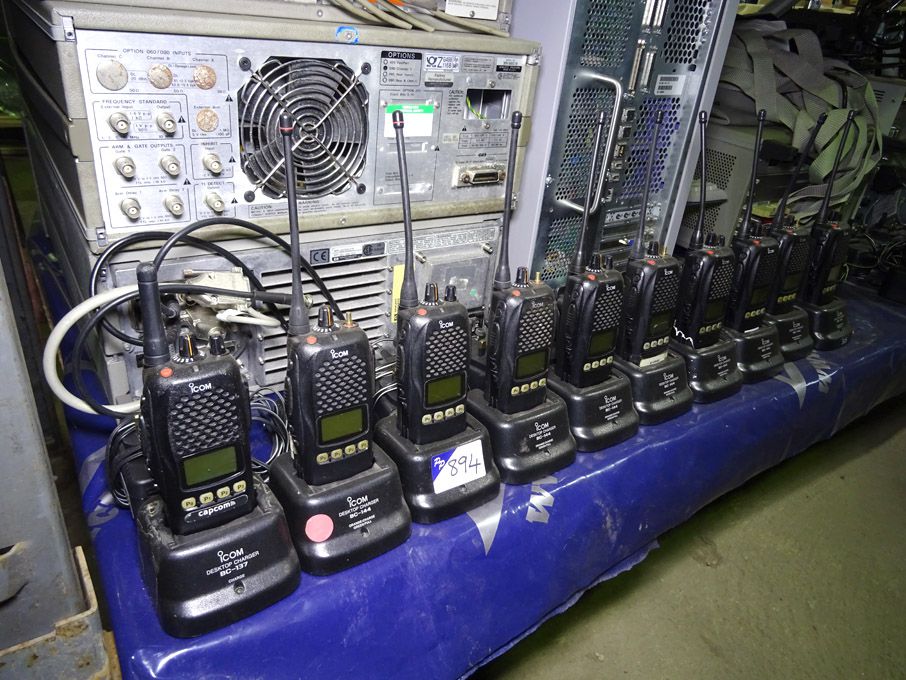 10x Icom IC-F41GS walkie talkies with desk top cha...