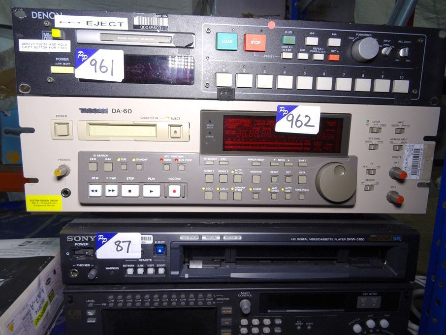 Tascam DA-60 DAT cassette recorder