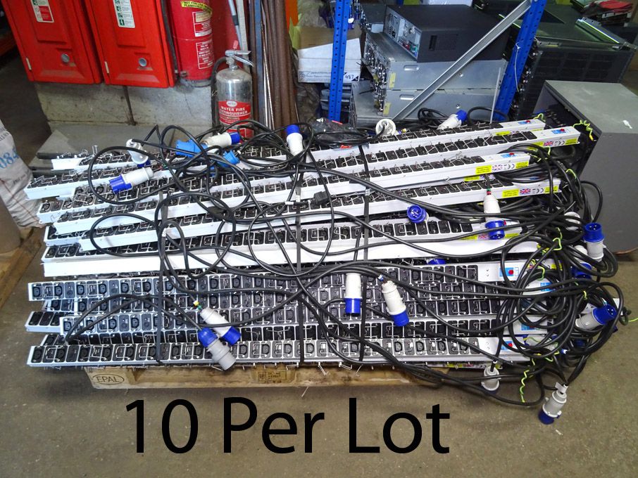10x Olson 20 socket distribution panels, 3.15A
