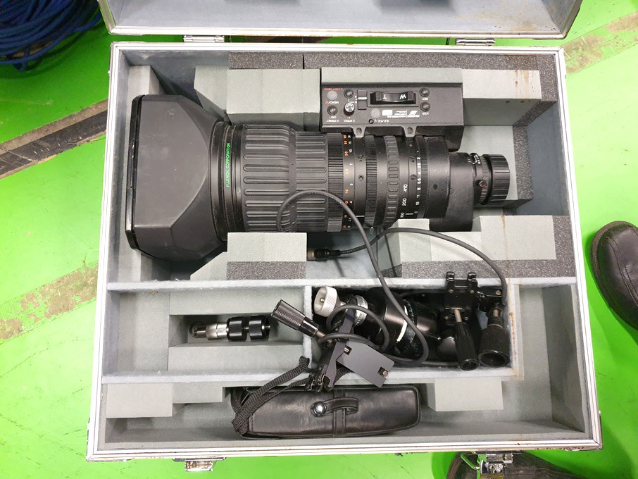 Fujinon A42X9 TV lens in carry case