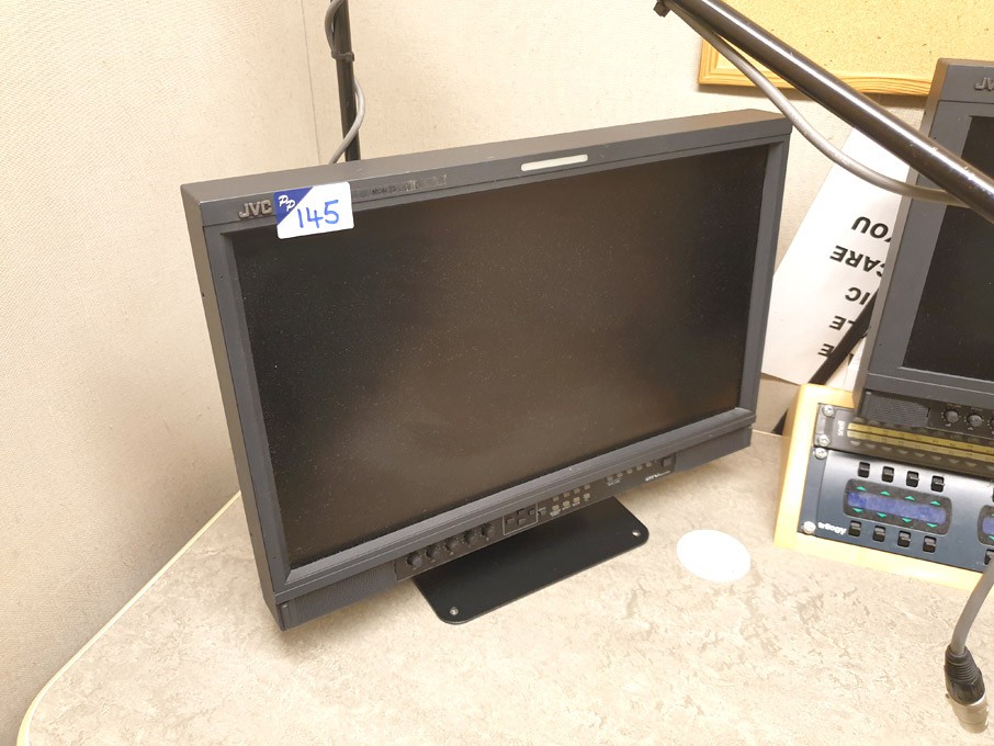 JVC DT-V21G11 multi format LCD monitor