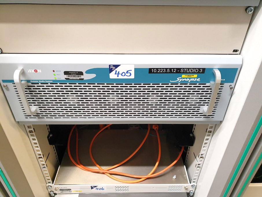 Axon Synapse SFR18 modular media system with plug...