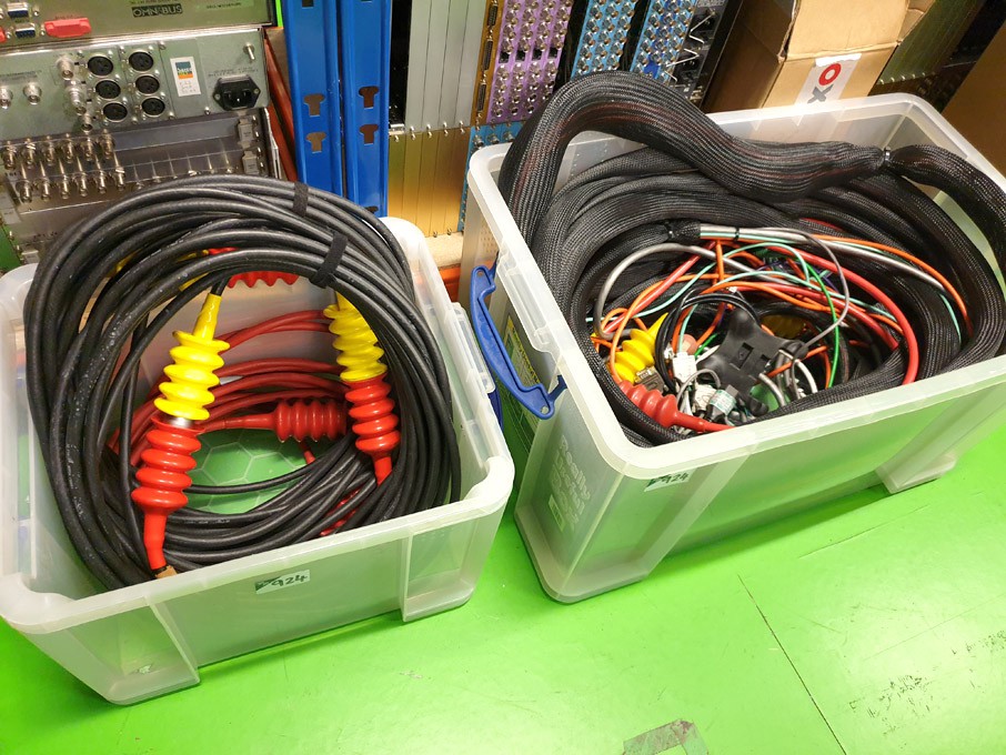Qty various studio cabling in 2 boxes