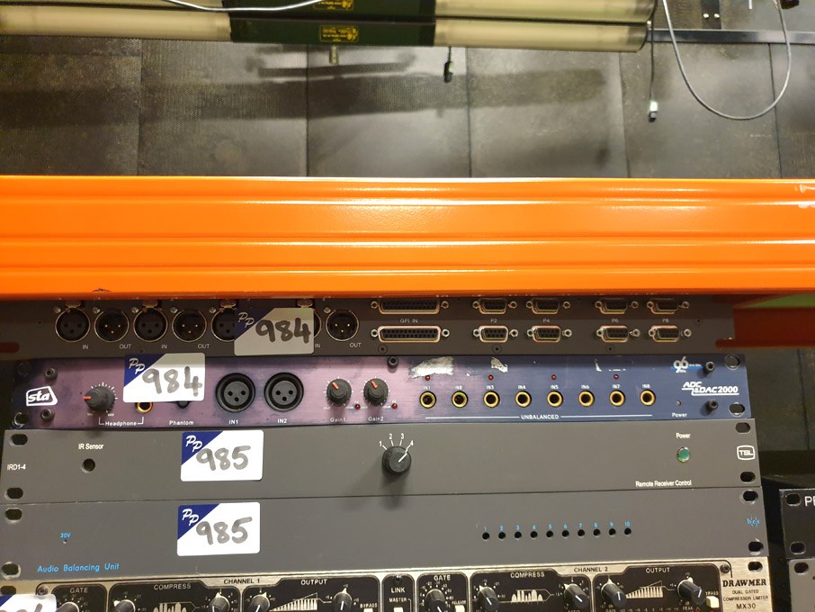 Thomson Profile XP rack & STA ADC+DAC2000 external...