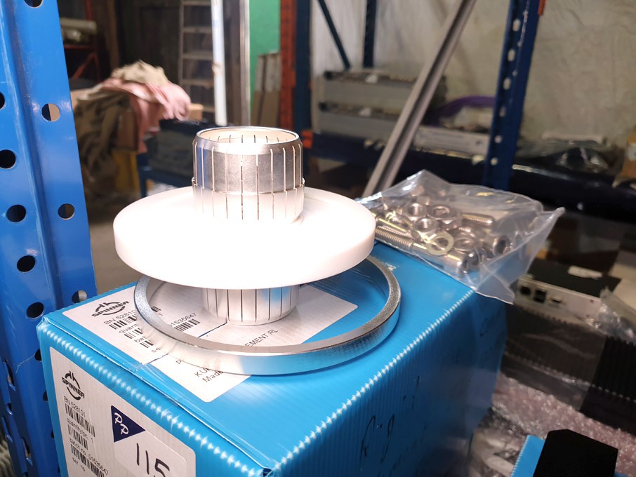 2x Spinner coaxial rigid line 52-120 coupling elem...