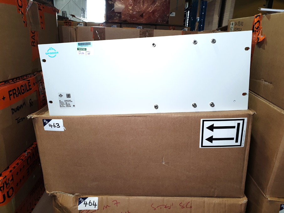 Spinner UHF bandpass filter, 8/84QQ connectors, 7-...