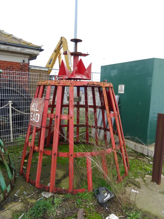 2x 2000mm approx diameter wooden braced top marks...