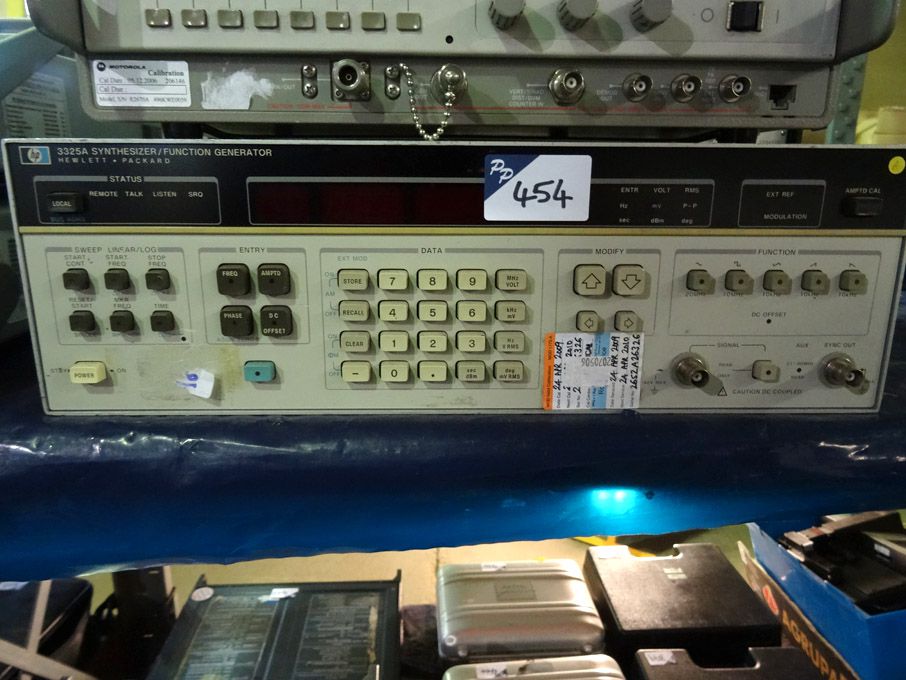 HP 3325A synthesized function generator, 21MHz - l...