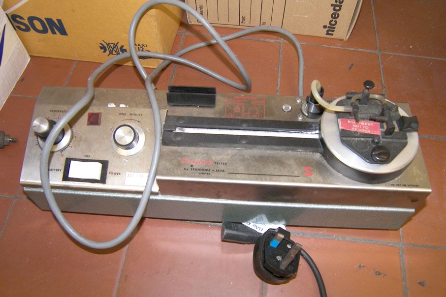 Stanhope Seta flash unit, s/n 1374 - Located at: B...