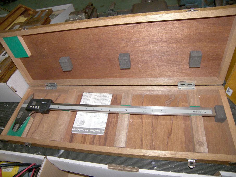 Mitutoyo Digimatic 18" digital vernier caliper in...