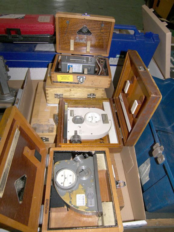 Qty Wyler etc clinometer, stride level etc - Locat...