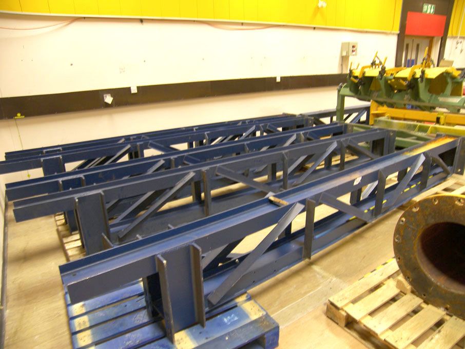6 pillar 4m high overhead crane gantry with 4x 400...