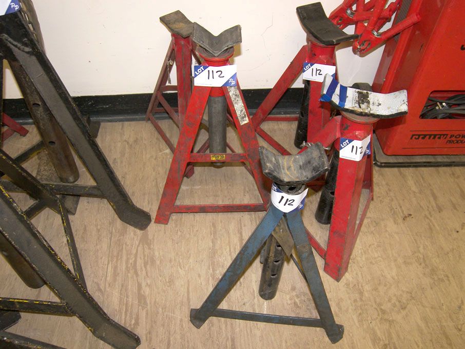 5x various adjustable height axle stands