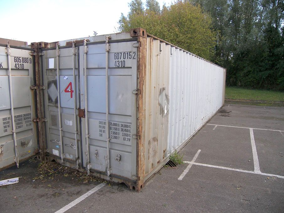 40ft steel shipping container, 12035mm (L) x 2347....