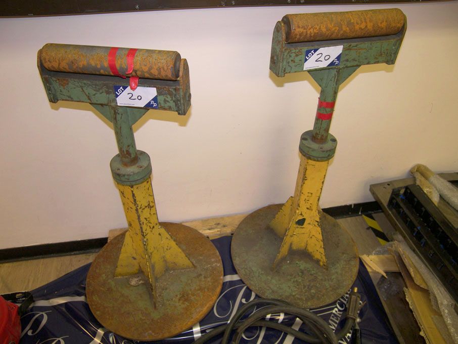 2x adjustable height welding rollers